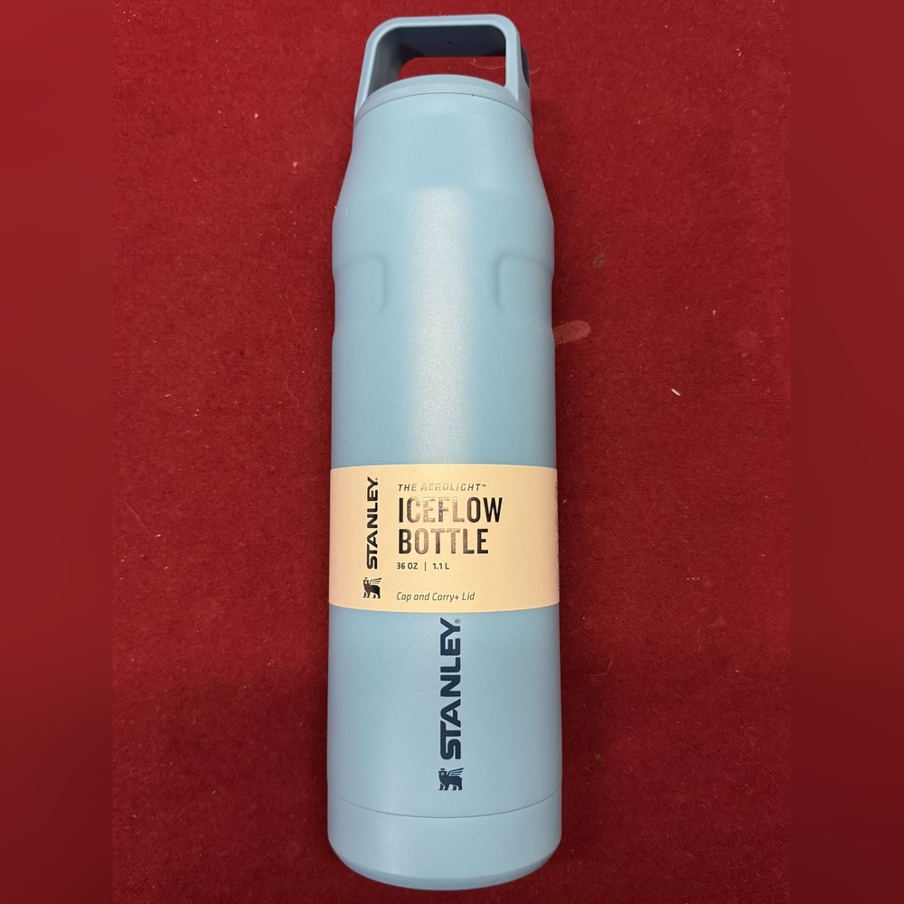 Stanley iceflow bottle 36oz light blue